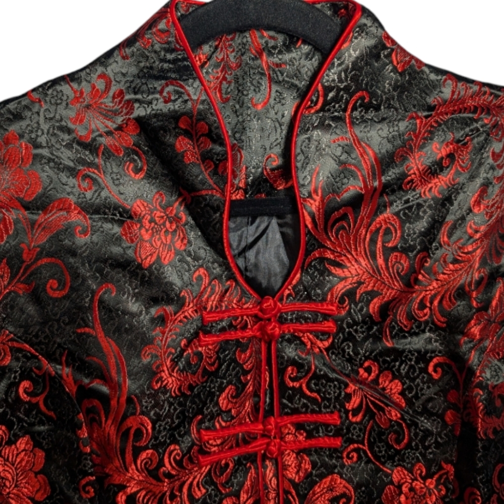 Traditional Chinese Cheongsam Red & Black Short Sleeve Top 🖤✨ - Picture 4 of 10